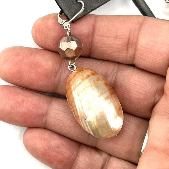 Peach Dyed Double Shell Bead Dangle Pierced Earrings 2.5" - Picture 3 of 9